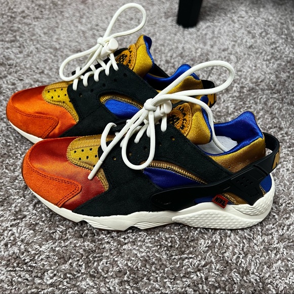 Nike Huarache - Picture 4 of 9